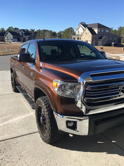 2021 tundra oem fender flares.